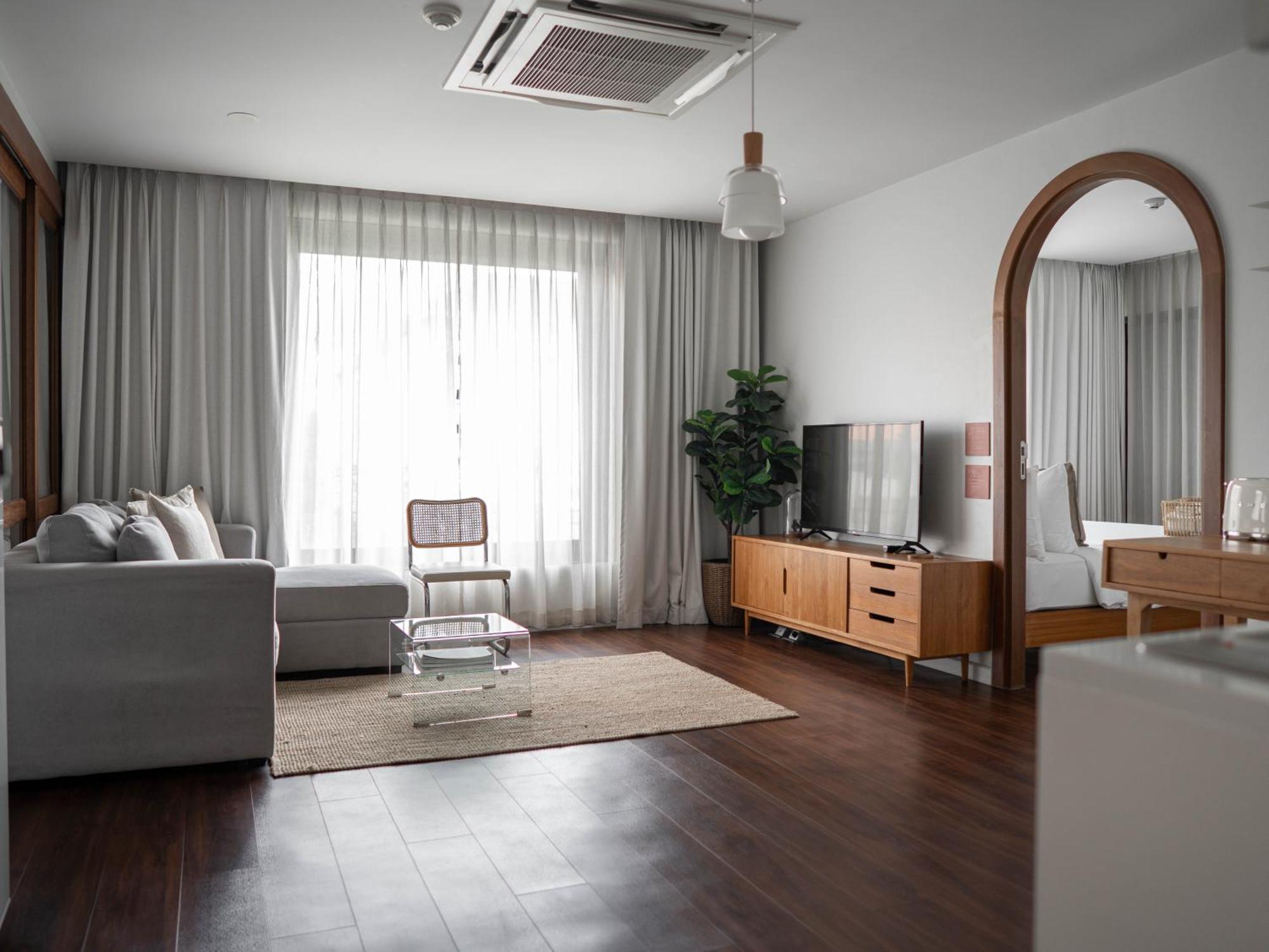 The Earth Hotel Чиангмай Екстериор снимка