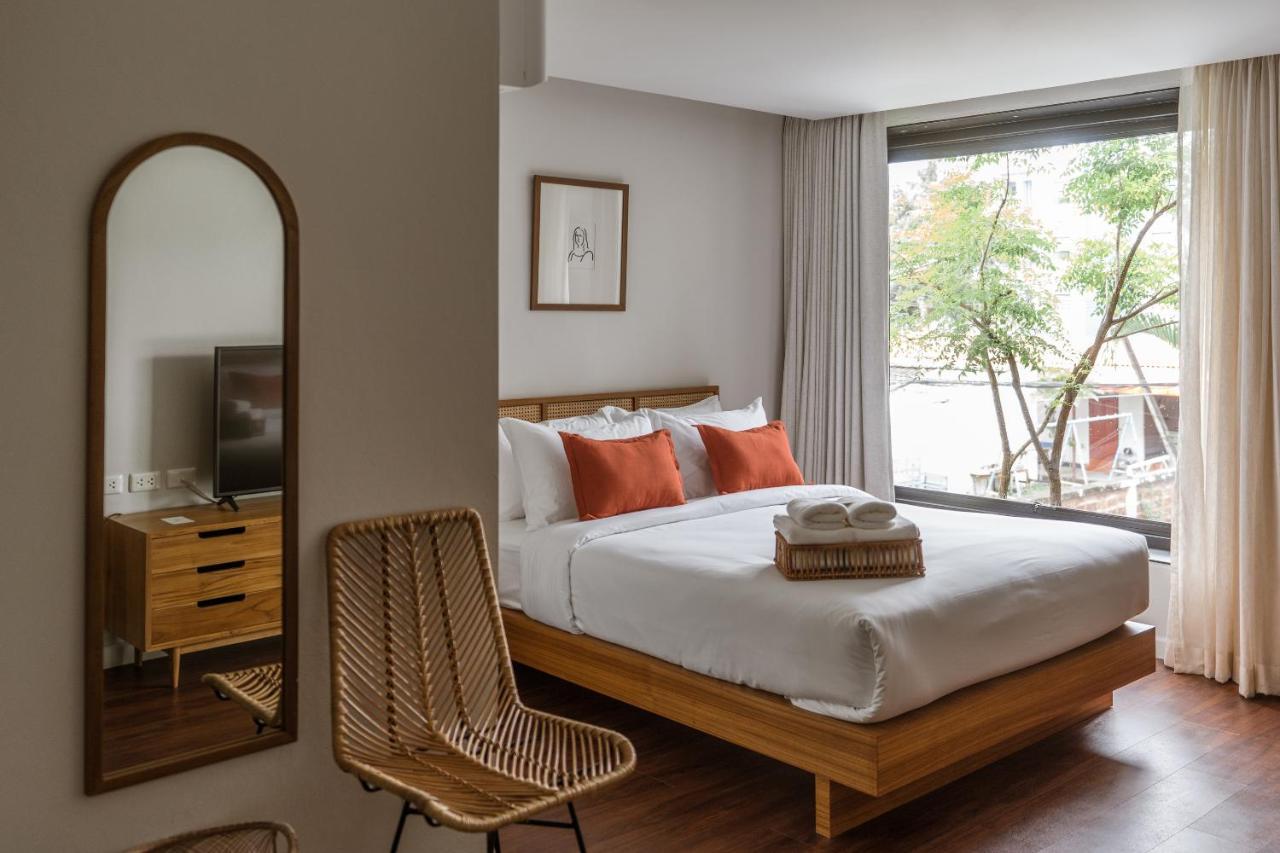The Earth Hotel Чиангмай Екстериор снимка